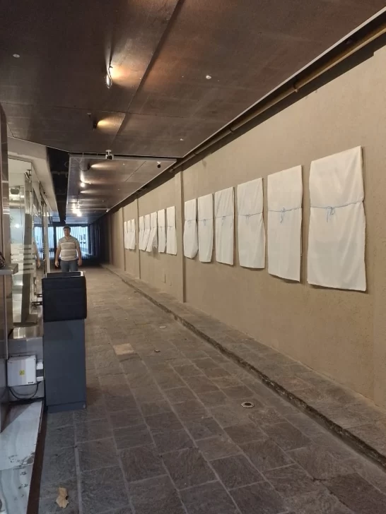  La Galería de la Memoria en APA, antes del descubrimiento de los cuadros-pósters.