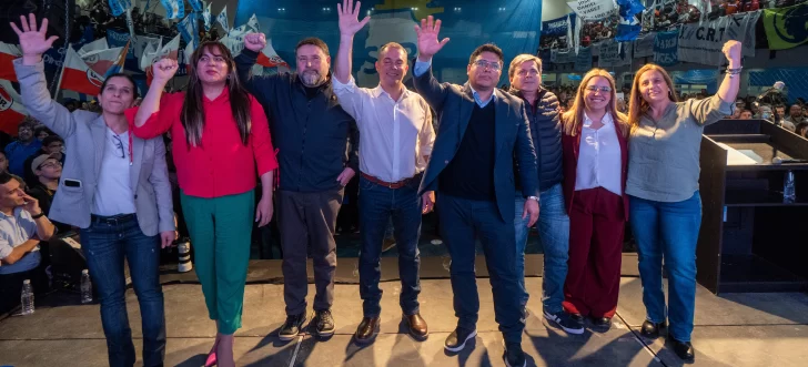 El Frente Por Santa Cruz presentó a sus candidatos con un mensaje de unidad y defensa provincial