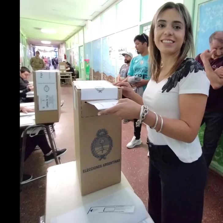 Maira-frias-chubut-la-libertad-avanza-Ejerciendo-mi-derecho-a-elegir-sabiamente..Gracias-a-todos-los-que-estamos-FELICES-de-emitir-nu-1-728x728 Maira-frias-chubut-la-libertad-avanza-Ejerciendo-mi-derecho-a-elegir-sabiamente..Gracias-a-todos-los-que-estamos-FELICES-de-emitir-nu-1-728x728