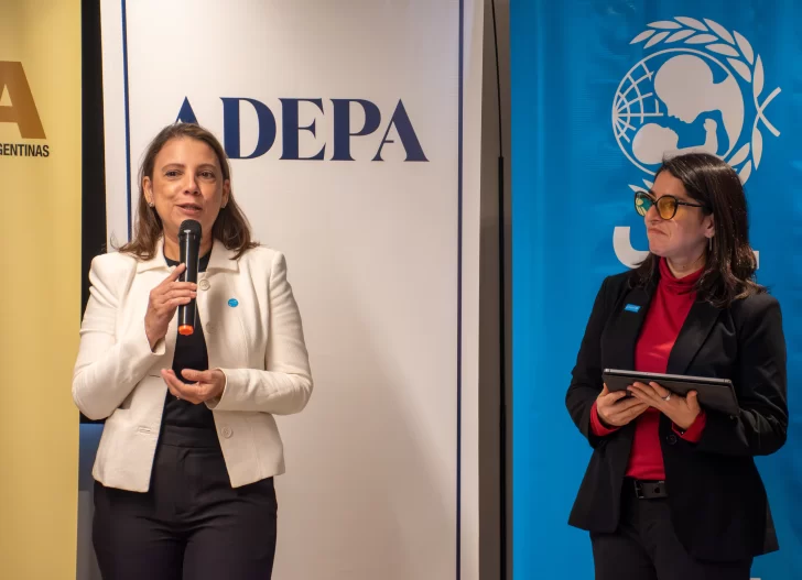  María Elena Úbeda, representante de UNICEF.