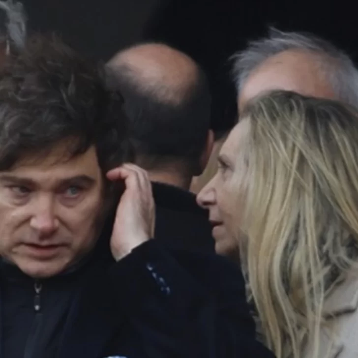 Milei, golpeado pero en guardia: a la espera de ¿más audios?, un viaje y las elecciones