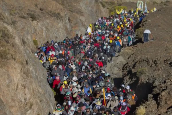 Tras pasar por Río Negro, el peregrino salteño encara el tramo final de su travesía hacia Salta