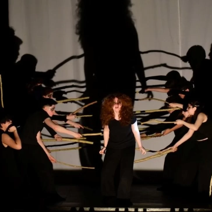 150 jóvenes participarán del 1er Encuentro de Teatro “Adolescentes del sur en acción” 150 jóvenes participarán del 1er Encuentro de Teatro “Adolescentes del sur en acción”