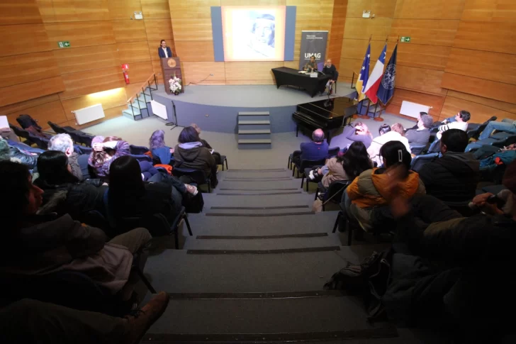  El auditorio Ernesto Livacic de la Facultad de Ingeniería de la UMAG contó con un amplio marco de público.|