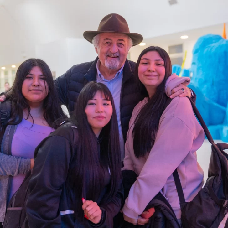 Más de 200 mil personas pasaron por la Feria del Libro de Comodoro Rivadavia Más de 200 mil personas pasaron por la Feria del Libro de Comodoro Rivadavia