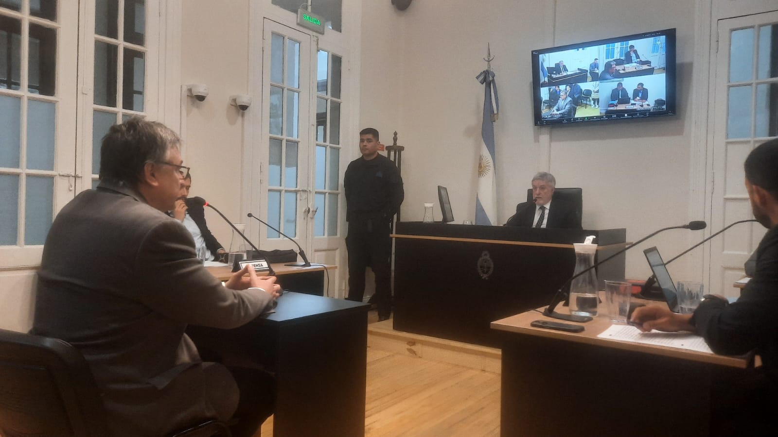  Paulo Croppi se negó a declarar pero luego habló con La Opinión Austral y dijo que el monumento fue entregado en buenas condiciones. FOTO: JUAN SUAREZ / LA OPINIÓN AUSTRAL.