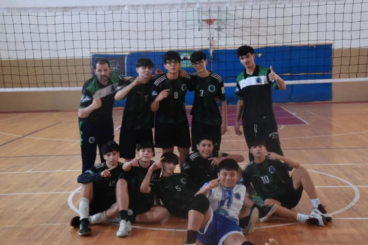 Puerto San Julián campeón provincial de vóley masculino en los Juegos Evita