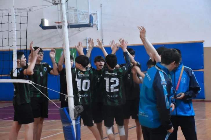 Puerto San Julián campeón provincial de vóley masculino en los Juegos Evita