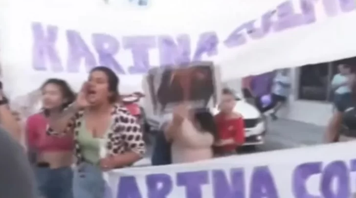 En Corrientes: evacuaron caravana de Karina Milei tras nuevos incidentes