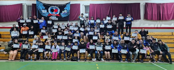 La Escuela de tenis de mesa Ulloa arrasó en el Torneo Patagónico con más de 20 podios
