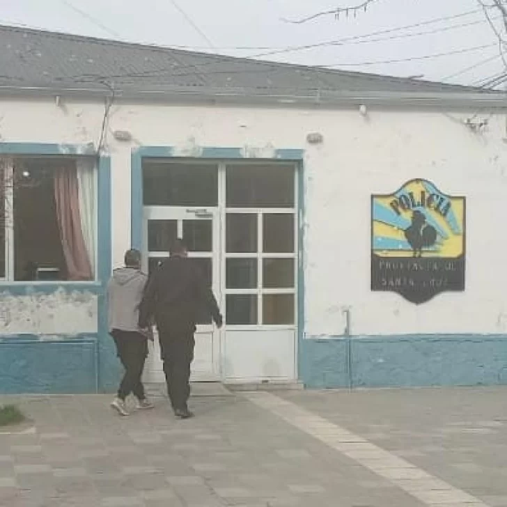 Indagaron al dirigente de UOCRA detenido por dar la orden de “matar a Cattani” en Puerto Deseado Indagaron al dirigente de UOCRA detenido por dar la orden de “matar a Cattani” en Puerto Deseado