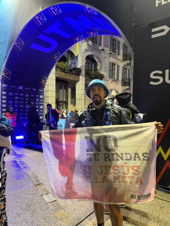 Iván Silva completó el desafío en Francia: orgullo riogalleguense en la Ultra-Trail del Mont-Blanc