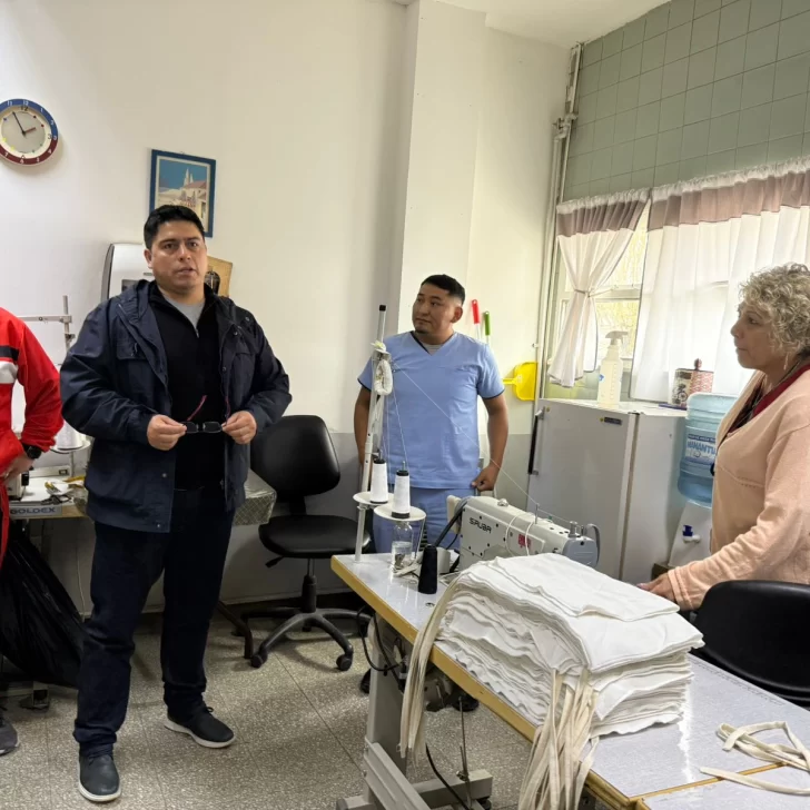 Claudio Vidal realizó una recorrida sorpresa en el hospital de Río Gallegos: “Estamos acompañando a la ministra y a su equipo” Claudio Vidal realizó una recorrida sorpresa en el hospital de Río Gallegos: “Estamos acompañando a la ministra y a su equipo”