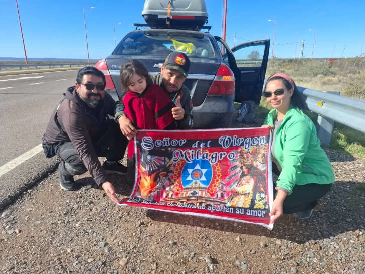 Tras pasar por Río Negro, el peregrino salteño encara el tramo final de su travesía hacia Salta