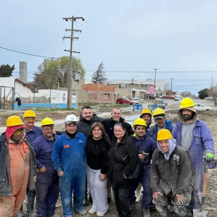 Daniel Álvarez reforzó la agenda productiva en Pico Truncado y Caleta Olivia Daniel Álvarez reforzó la agenda productiva en Pico Truncado y Caleta Olivia