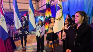 Las Heras celebró los 213 años del Éxodo Jujeño y rindió homenaje a la Bandera de la Libertad Civil Las Heras celebró los 213 años del Éxodo Jujeño y rindió homenaje a la Bandera de la Libertad Civil