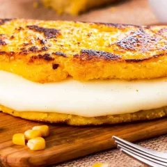 Receta de cachapas venezolanas: parecidas a las arepas, con una masa suave y rellenas