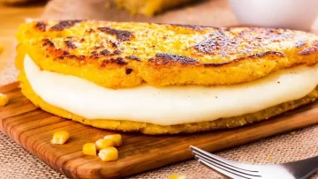 Receta de cachapas venezolanas: parecidas a las arepas, con una masa suave y rellenas
