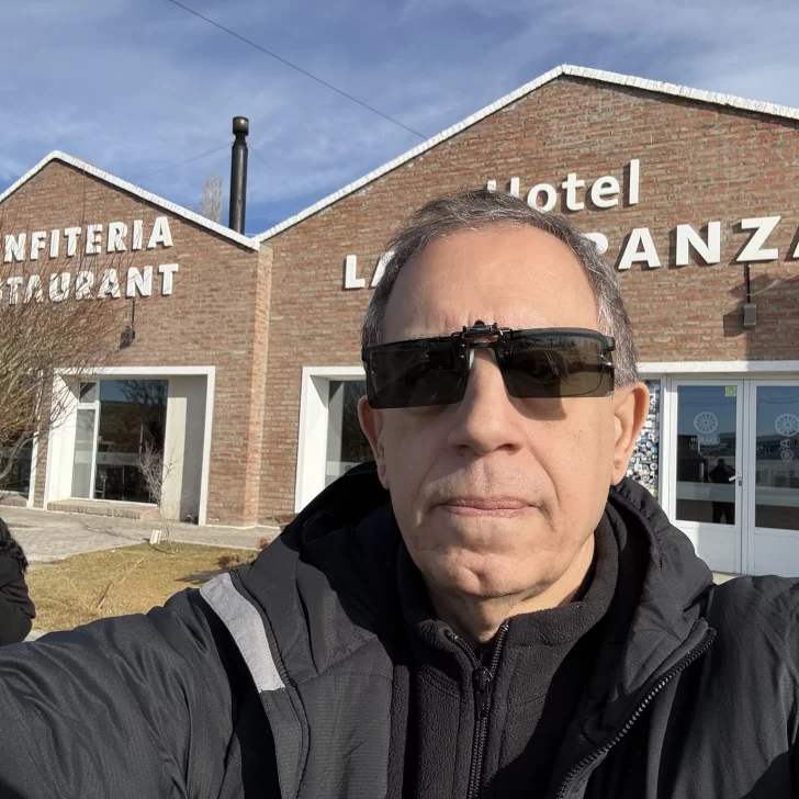 Carlos Maslatón en LU12 AM680: “La economía argentina va para el rumbo equivocado por culpa de las políticas de Milei y Caputo” Carlos Maslatón en LU12 AM680: “La economía argentina va para el rumbo equivocado por culpa de las políticas de Milei y Caputo”