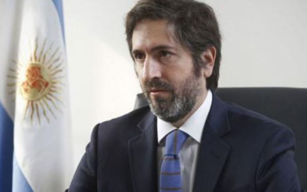  Sebastián Casanello, avanza en la cusa de sospecha de corrupción en el Gobierno de los hermanos Milei.