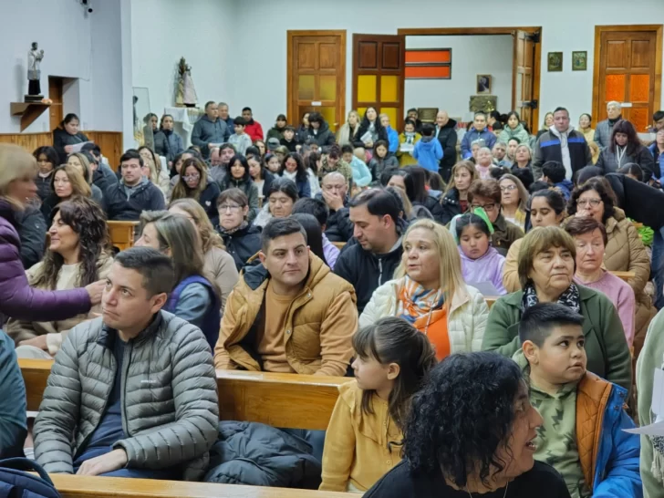  La comunidad colmó el templo para compartir la Eucaristía y celebrar el legado de San Cayetano