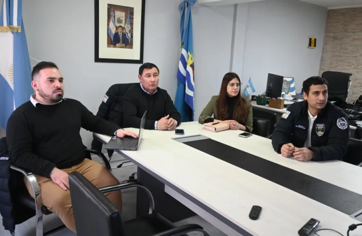 Santa Cruz fortalece lazos con Estados Unidos y la DEA para combatir el narcotráfico