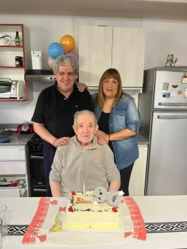 Falleció Lorenzo Calismonte, socio fundador del Club Boca de Río Gallegos Falleció Lorenzo Calismonte, socio fundador del Club Boca de Río Gallegos