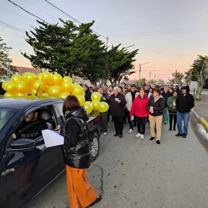 La fe copó las calles de Las Heras con procesión, misa y oraciones por el pan, el trabajo y la paz La fe copó las calles de Las Heras con procesión, misa y oraciones por el pan, el trabajo y la paz