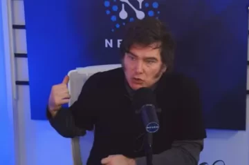 Milei interrumpió una entrevista con Fantino para firmar un decreto: ¿Qué decía el documento? Milei interrumpió una entrevista con Fantino para firmar un decreto: ¿Qué decía el documento?