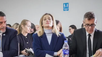 Julieta Prandi se descompensó durante el cierre de alegatos en el juicio contra su exmarido: “Pido Justicia y poder vivir en paz”