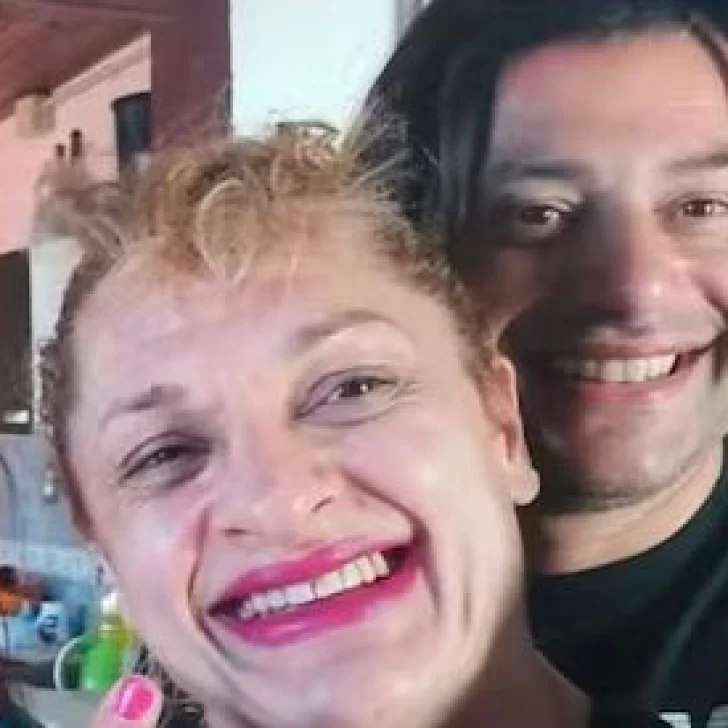 A un mes de su muerte, el hermano de Alejandra “Locomotora” Oliveras la recordó: “Te siento más viva que nunca” A un mes de su muerte, el hermano de Alejandra “Locomotora” Oliveras la recordó: “Te siento más viva que nunca”