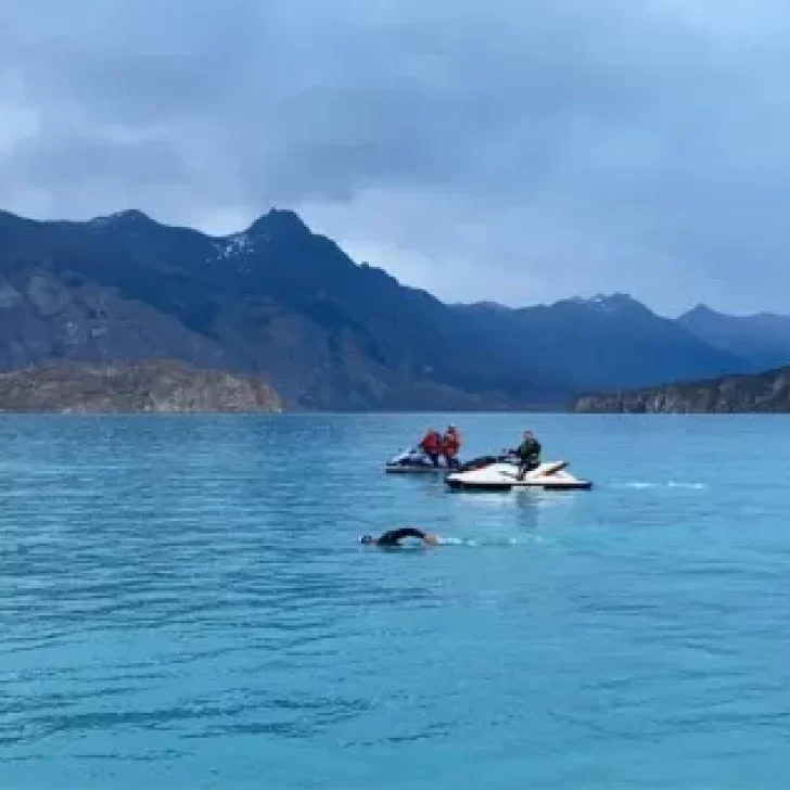Inicia el tercer cruce del Lago Argentino en la mañana del sábado Inicia el tercer cruce del Lago Argentino en la mañana del sábado