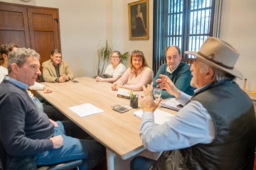 Othar Macharashvili analizó con la Cámara de Comercio la crítica realidad del sector Othar Macharashvili analizó con la Cámara de Comercio la crítica realidad del sector