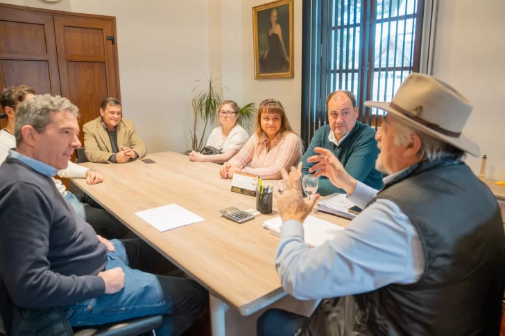 Othar Macharashvili analizó con la Cámara de Comercio la crítica realidad del sector