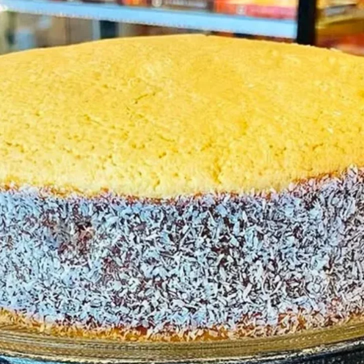 Receta de alfatorta de maicena: versión gigante de los clásicos alfajores Receta de alfatorta de maicena: versión gigante de los clásicos alfajores