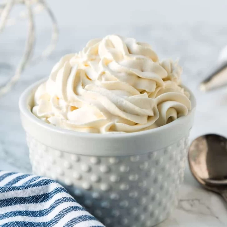 Crema chantilly: la receta ideal para acompañar el flan, tortas y panqueques