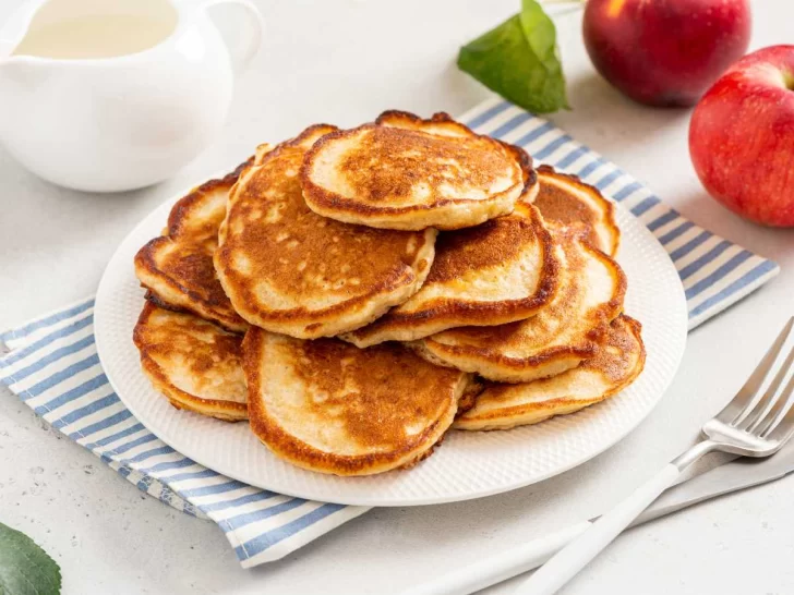 Receta de pancakes esponjosos y aireados con pocos ingredientes
