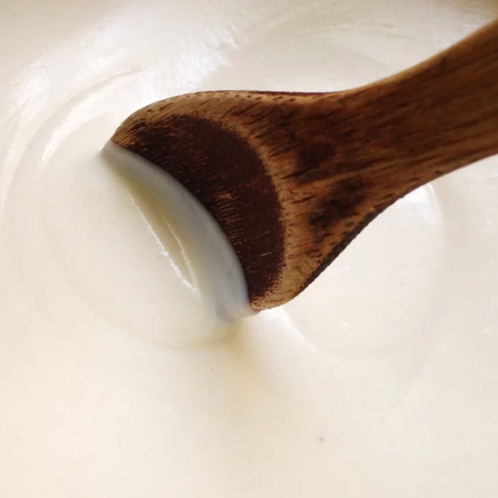 Receta de salsa blanca: económica, rápida y bien cremosa Receta de salsa blanca: económica, rápida y bien cremosa