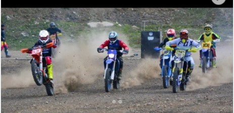 Se corre fecha doble de enduro y motocross en Puerto San Julián