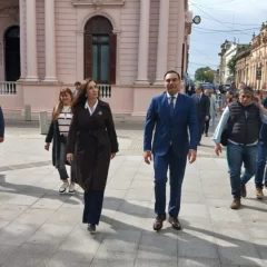 Valdés y Villarruel, en un encuentro con fuerte mensaje político previo a un evento institucional histórico