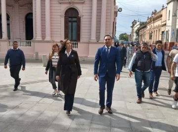 Gustavo Valdés, el posible sexto gobernador del “grito federal”, se mostró con Victoria Villarruel en Corrientes