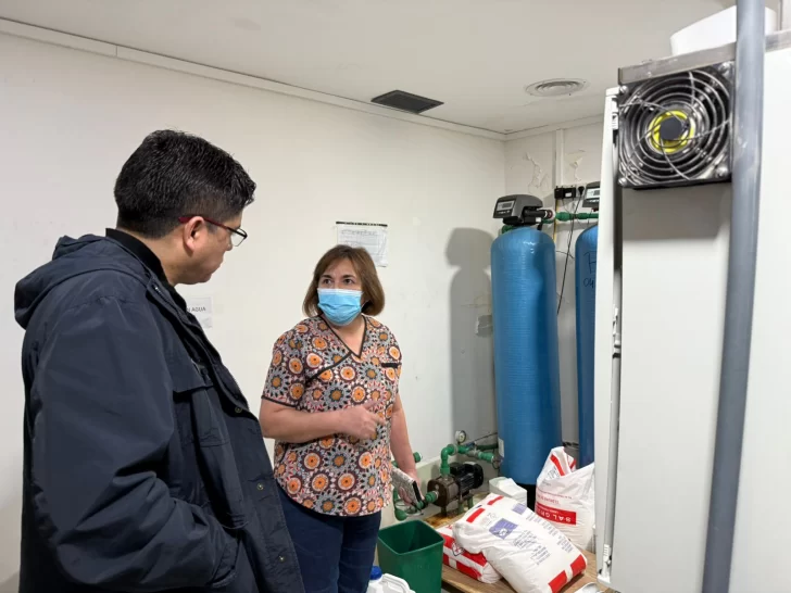 Claudio Vidal realizó una recorrida sorpresa en el hospital de Río Gallegos: &#8220;Estamos acompañando a la ministra y a su equipo&#8221;