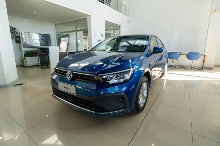  El Volkswagen Virtus ofrece financiación 100% directa de fábrica y sin capital inicial, disponible en Autobahn Río Gallegos. FOTO: LEANDRO FRANCO / LA OPINIÓN AUSTRAL.