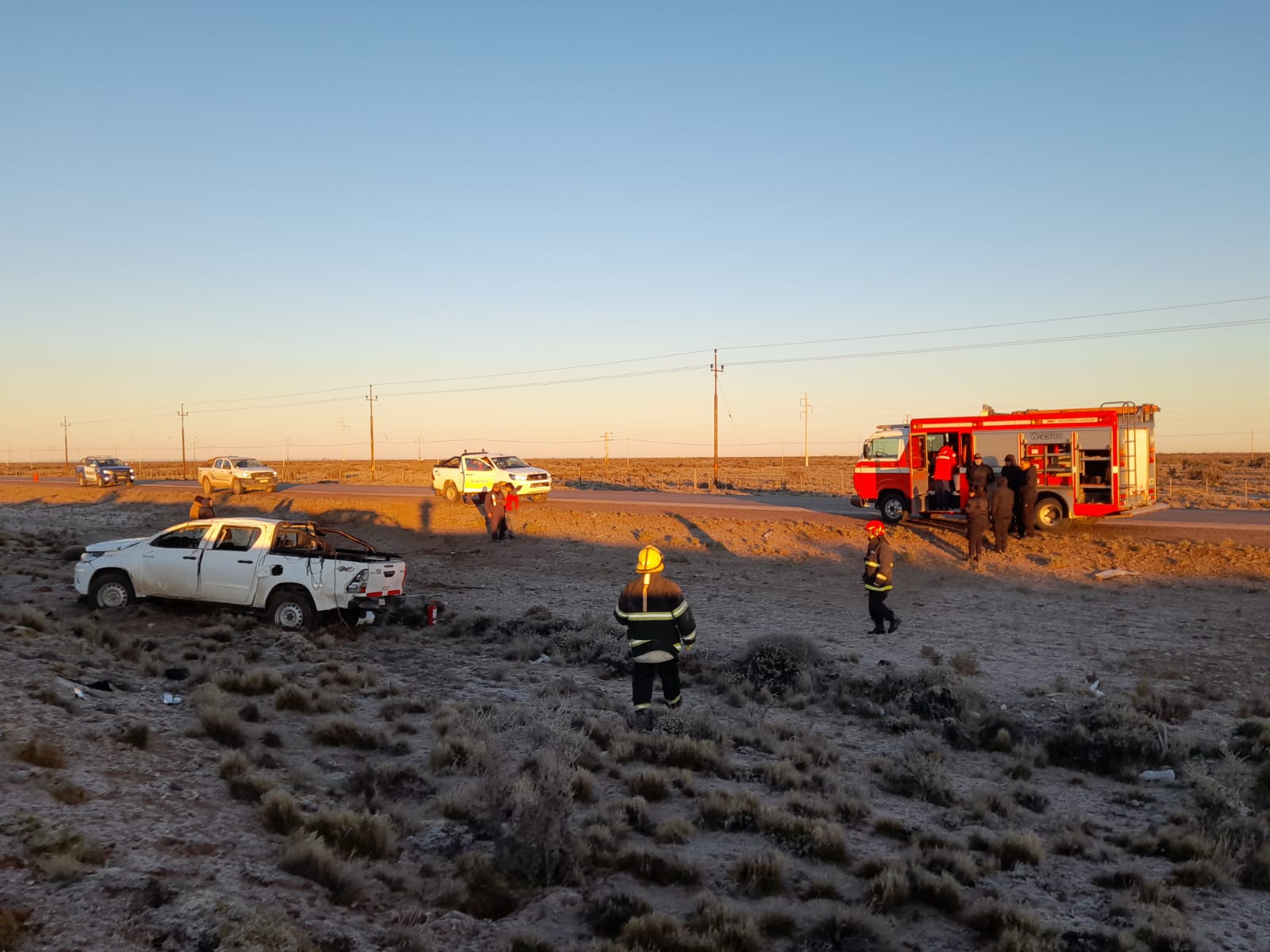 Impactante vuelco de una camioneta cerca de ruta 12: sus ocupantes salieron ilesos