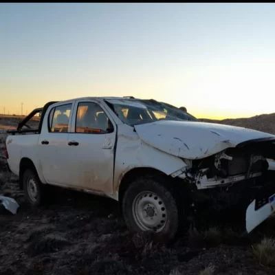 Impactante vuelco de una camioneta cerca de ruta 12: sus ocupantes salieron ilesos