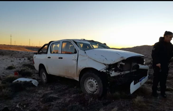 Impactante vuelco de una camioneta cerca de ruta 12: sus ocupantes salieron ilesos