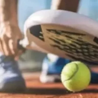 Deudor alimentario fue retirado de un club y no pudo jugar al pádel