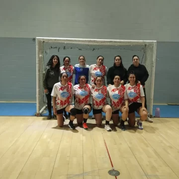 Handball femenino: equipo de Río Gallegos busca apoyo para viajar a Paraguay y competir en la Copa América