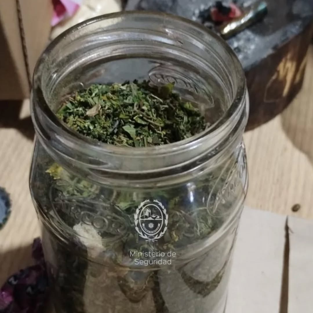 La joven que denunció el &#8220;aguantadero&#8221; en calle Yugoslavia habló en Radio LU12 AM680: &#8220;En el mismo lugar, violaron a muchas chicas&#8221;