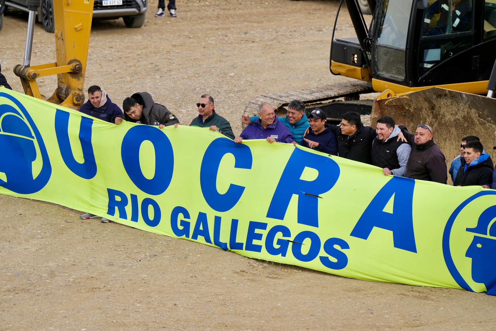  Los trabajadores de la construcción con fuerte presencia. FOTO: GOBIERNO